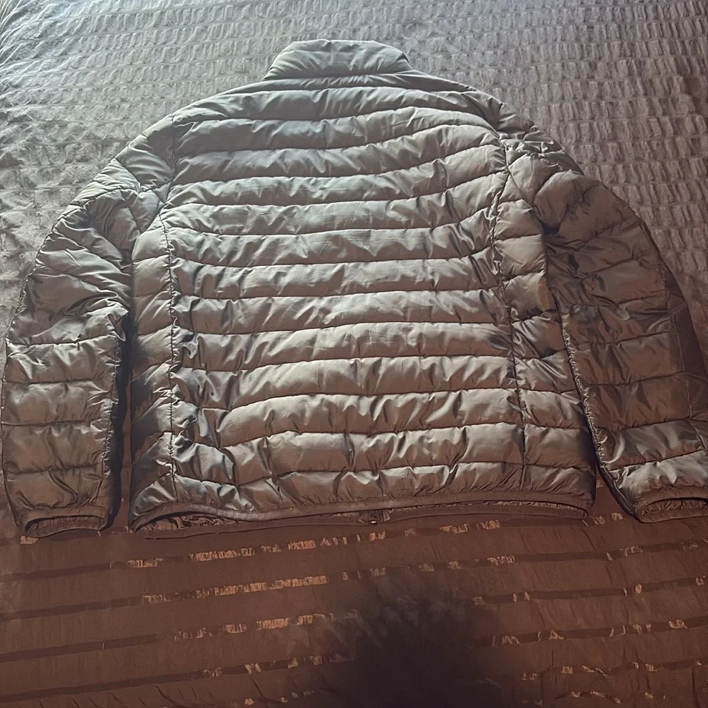 True Religion Puffer Jacket - Picture 5 of 7